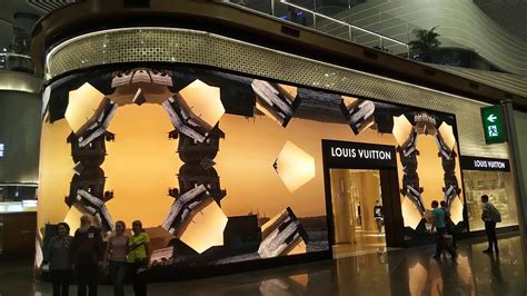 louis vuitton istanbul airport